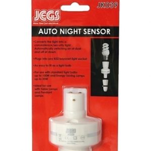 JEGS Dusk To Dawn Sensor Light Fitting socket